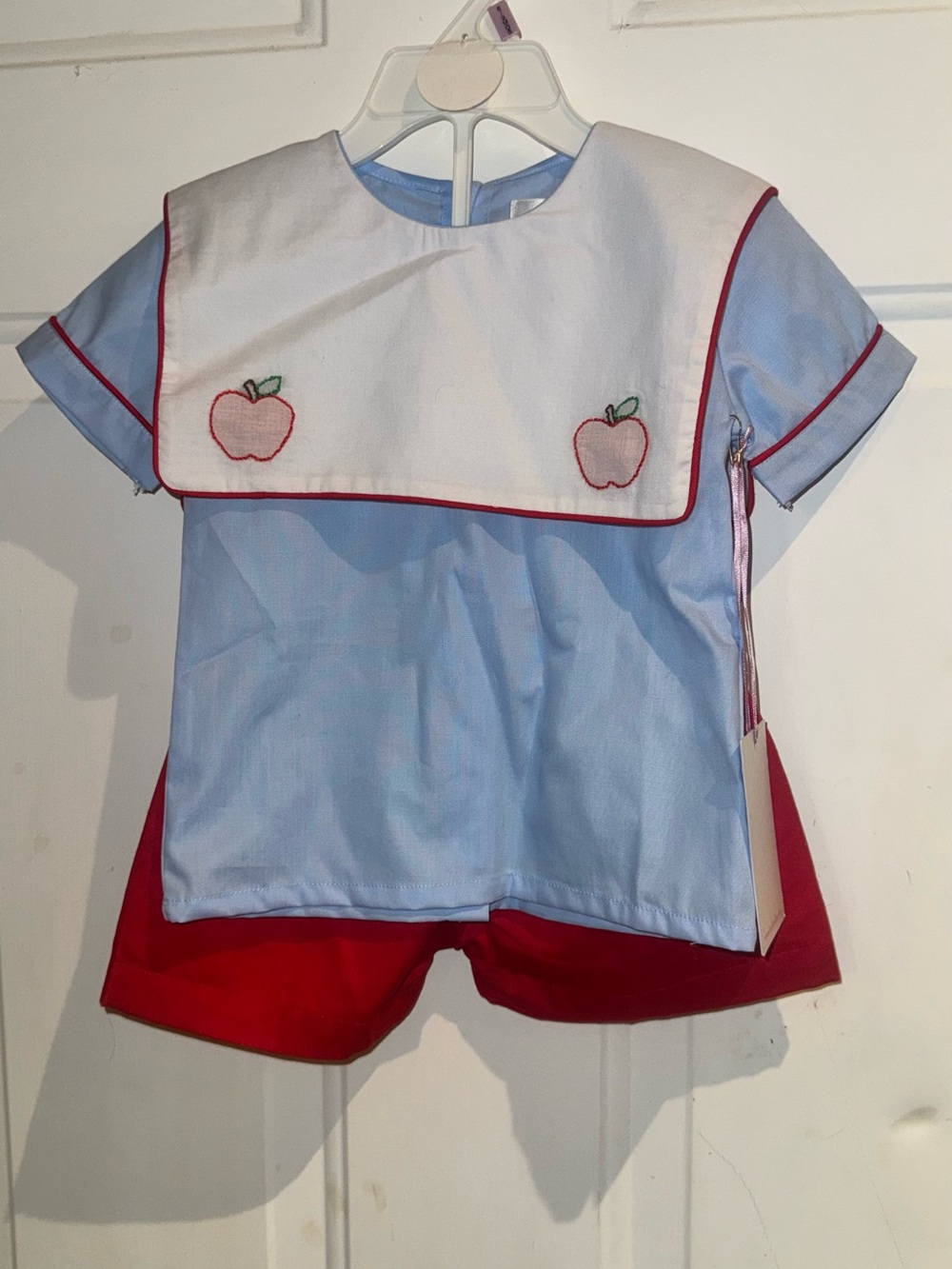NWT Cecil and Lou Blue & Red Kids Matching Set with Apple Appliqué